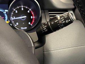 Land Rover Range Rover Evoque thumbnail