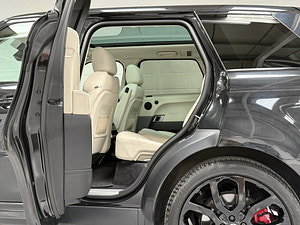 Land Rover Range Rover Sport thumbnail