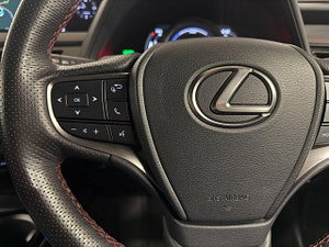Lexus Ux thumbnail
