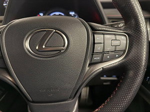 Lexus Ux thumbnail