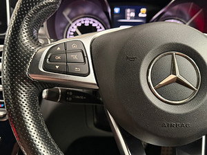 Mercedes-Benz C Class thumbnail