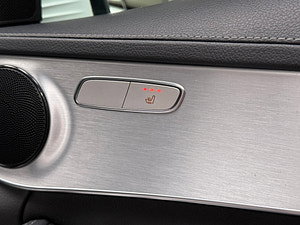 Mercedes-Benz C Class thumbnail