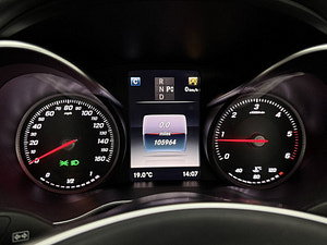 Mercedes-Benz C Class thumbnail