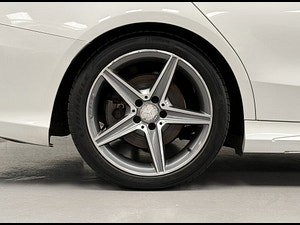 Mercedes-Benz C Class thumbnail
