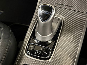 Mitsubishi Outlander thumbnail