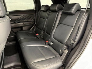 Mitsubishi Outlander thumbnail