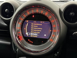 MINI Countryman thumbnail