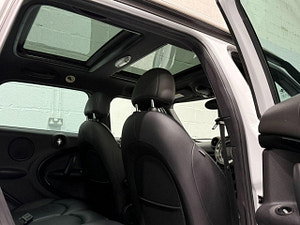 MINI Countryman thumbnail