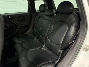 MINI Countryman thumbnail