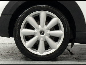 MINI Countryman thumbnail
