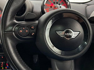 MINI Countryman thumbnail