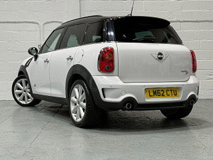 MINI Countryman thumbnail