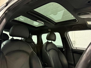 MINI Countryman thumbnail