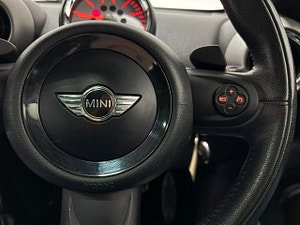MINI Countryman thumbnail