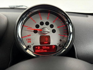 MINI Countryman thumbnail