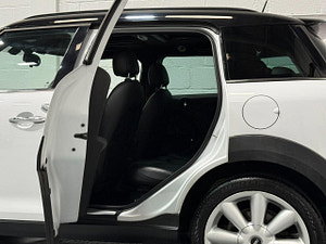 MINI Countryman thumbnail