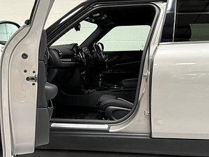 MINI Clubman thumbnail