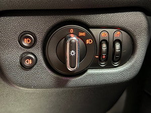 MINI Clubman thumbnail