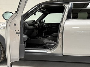 MINI Clubman thumbnail