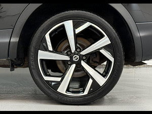 Nissan Qashqai thumbnail