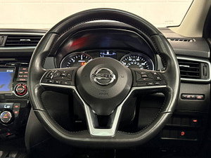 Nissan Qashqai thumbnail