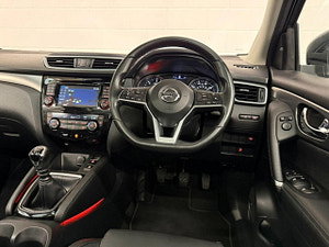 Nissan Qashqai thumbnail