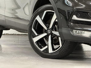 Nissan Qashqai thumbnail