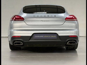 Porsche Panamera thumbnail
