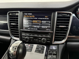 Porsche Panamera thumbnail