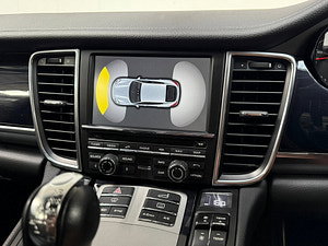 Porsche Panamera thumbnail