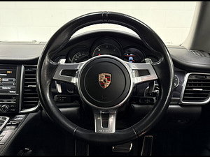 Porsche Panamera thumbnail