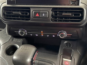 Peugeot Partner thumbnail