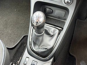 Renault Captur thumbnail