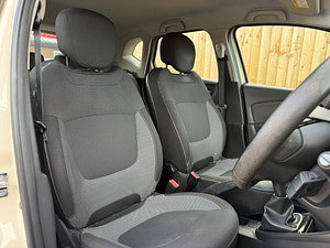 Renault Captur thumbnail