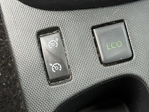 Renault Captur thumbnail