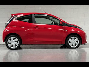 Toyota Aygo thumbnail
