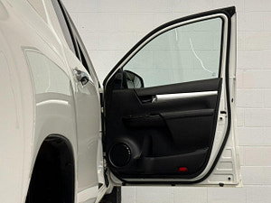 Toyota HI-LUX thumbnail