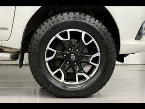 Toyota HI-LUX thumbnail