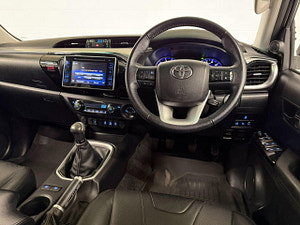 Toyota HI-LUX thumbnail