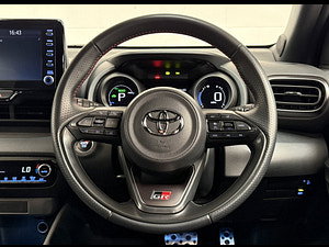 Toyota Yaris thumbnail