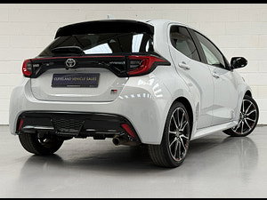 Toyota Yaris thumbnail