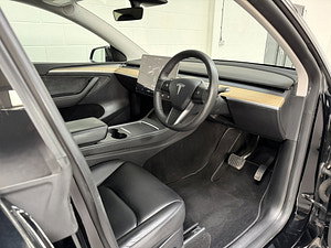 Tesla Model Y thumbnail