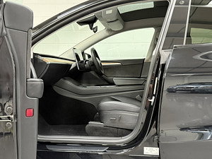Tesla Model Y thumbnail