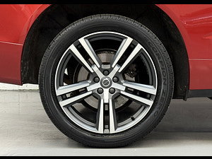 Volvo XC60 thumbnail