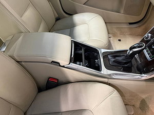 Volvo XC70 thumbnail
