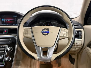 Volvo XC70 thumbnail