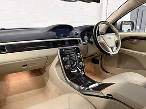 Volvo XC70 thumbnail