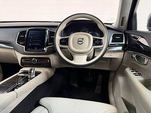 Volvo XC90 thumbnail