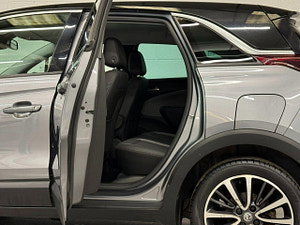 Vauxhall Crossland X thumbnail