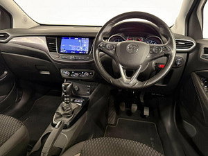 Vauxhall Crossland X thumbnail